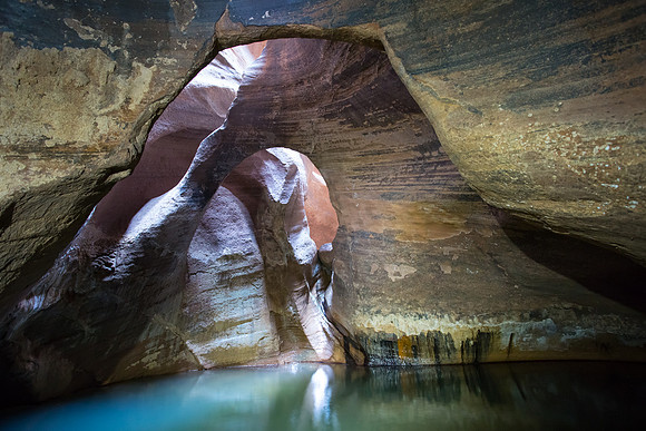 Double Arch Grotto, Misery Canyon, Utah